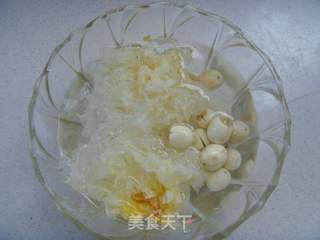 紫薯银耳莲子羹