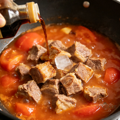 Tomato Beef Brisket Stew (Fānqié Niú Nǎn)